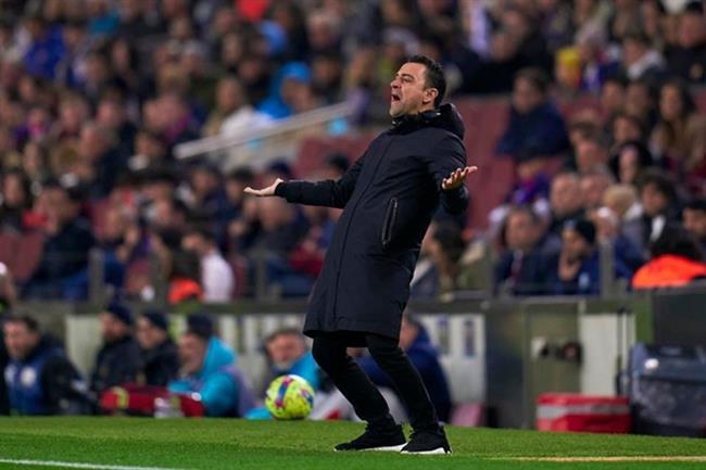 HLV Xavi chua voi vang nghi den chuc vo dich La Liga cung Barca