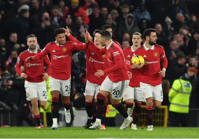 Sancho giup MU giat lai 1 diem truoc Leeds United