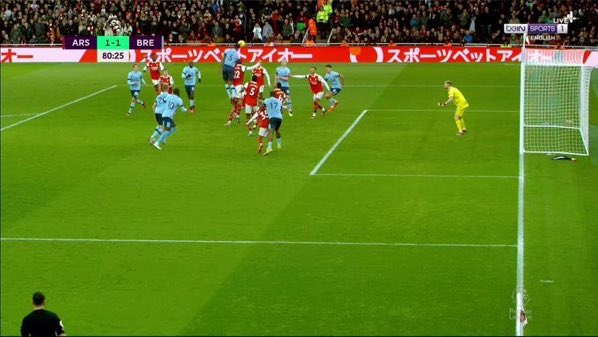 Ban trọng tài NHA họp khẩn cấp sau sự cố ở trận đấu của Arsenal 1