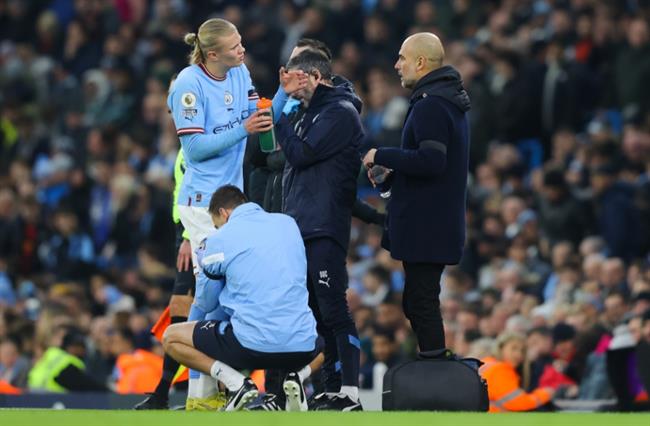 Haaland da tap luyen tro lai