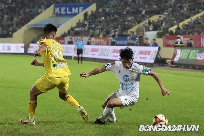 Hồng Duy nói gì sau màn đối đầu đội bóng cũ HAGL?