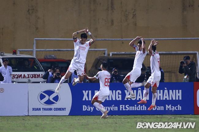 Cầu thủ Viettel cùng nhau Siu như Ronaldo sau bàn thắng của Đức Chiến