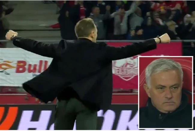 Phản ứng của Mourinho khi Roma để thua RB Salzburg