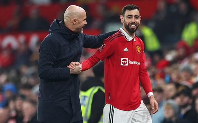Erik ten Hag Bruno đá càng ngày càng tốt hơn 1