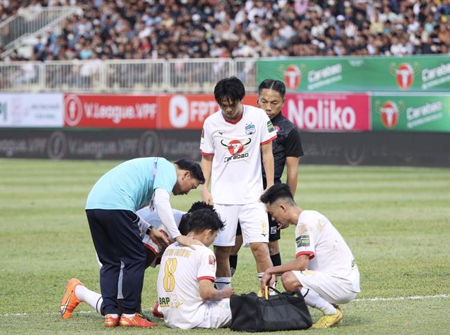 CLB HAGL cập nhật thông tin về chấn thương của Minh Vương