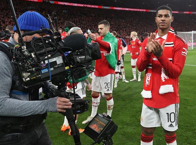 Marcus Rashford ngợi khen Casemiro sau trận chung kết cúp Liên đoàn Anh