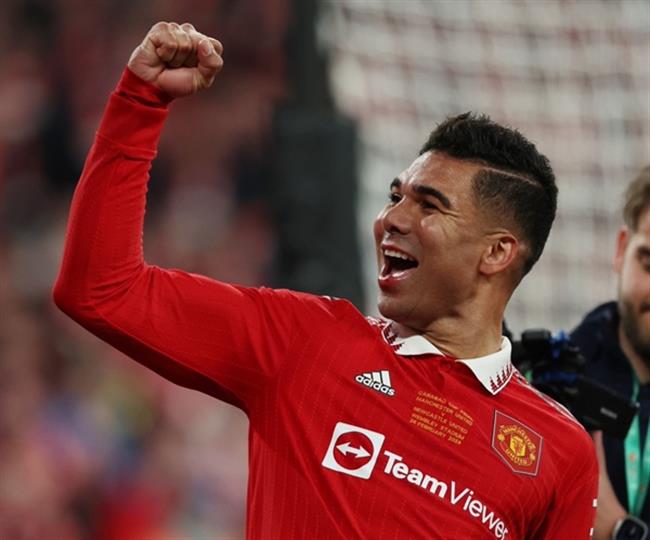 Gary Neville chia sẻ về Casemiro Gary Neville chia se ve Casemiro