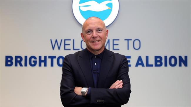 Sếp Brighton sợ Chelsea chiêu mộ cả lao công