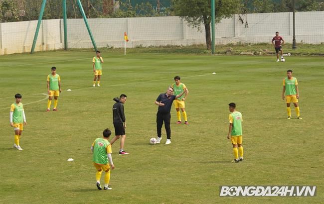 Yêu cầu của HLV Philippe Troussier với truyền thông 1 Yêu cầu của HLV Philippe Troussier với truyền thông 1