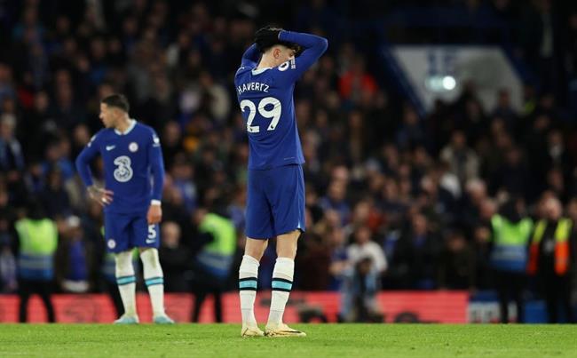 Graham Potter: Chelsea thủng lưới quá dễ dàng