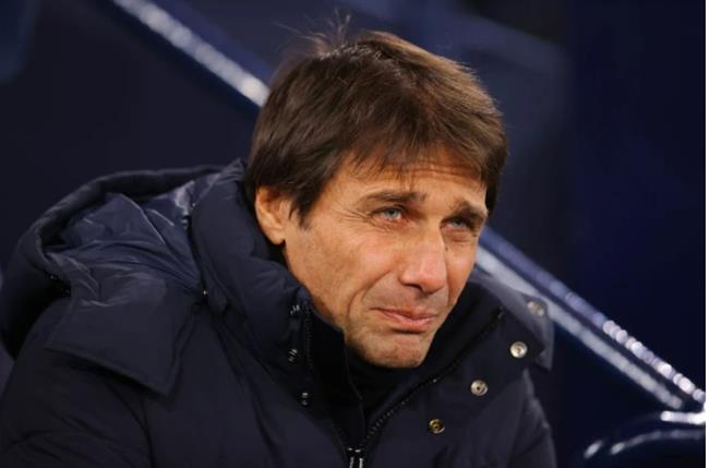 Conte dung truoc kha nang bi Tottenham sa thai