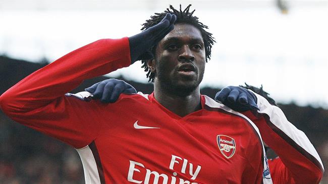 Emmanuel Adebayor tuyên bố giải nghệ Emmanuel Adebayor tuyen bo giai nghe