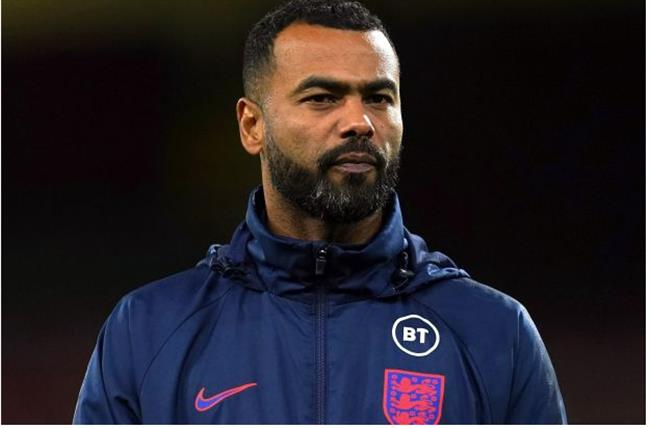 Ke troi va doa chat ngon tay Ashley Cole bi ket an tu 30 nam