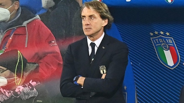 HLV Roberto Mancini noi ve tran dau voi tuyen Anh