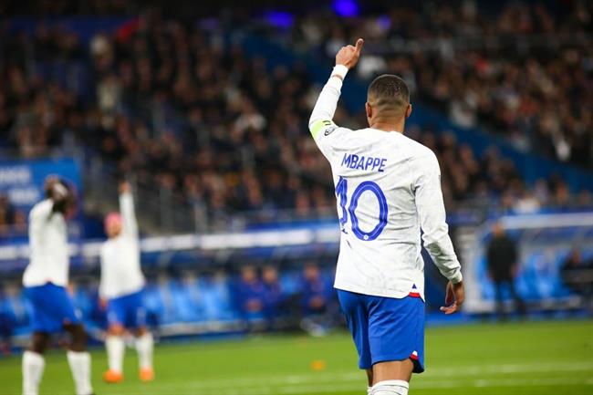 Mbappe vượt thành tích ghi bàn của Benzema cho đội tuyển Pháp 