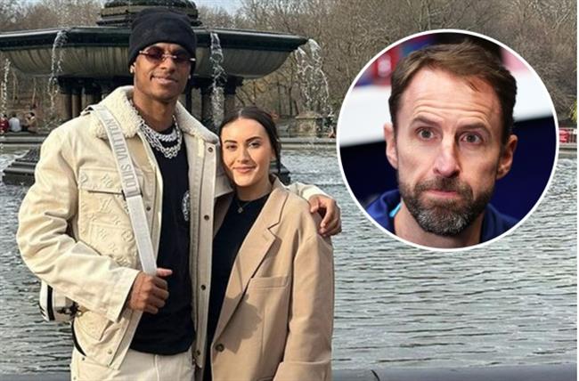 Southgate bao ve Rashford sau chuyen di toi New York