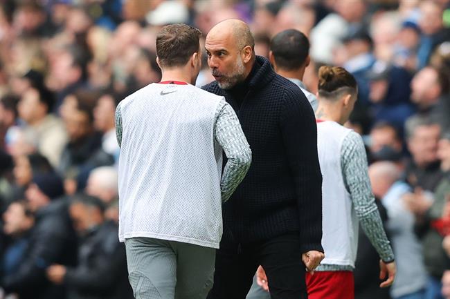 Pep Guardiola cười vào mặt cầu thủ dự bị Liverpool 2
