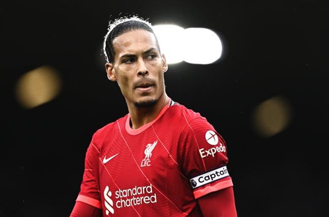 Virgil Van Dijk: Hòn đá tảng đang dần bị xói mòn