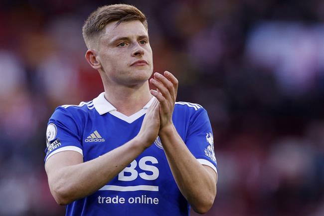 Newcastle dua Harvey Barnes vao tam ngam