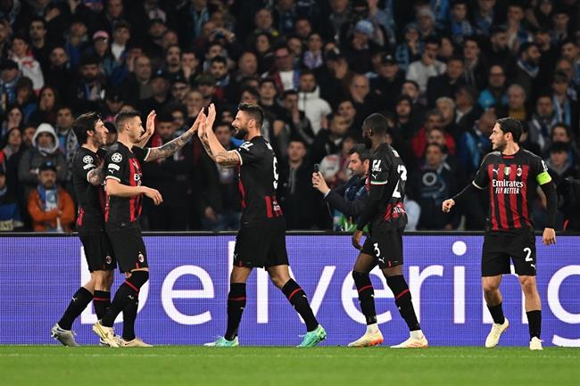 AC Milan thang 1-0 tren san cua Napoli