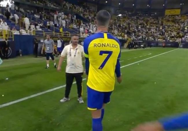 Điểm tin sáng 254 Ronaldo nổi giận với BHL trong ngày Al Nassr bị loại khỏi Cúp Nhà vua 1 Điểm tin sáng 254 Ronaldo nổi giận với BHL trong ngày Al Nassr bị loại khỏi Cúp Nhà vua 1