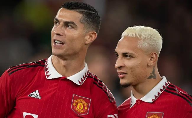 Antony nghĩ rằng mình giỏi như Ronaldo