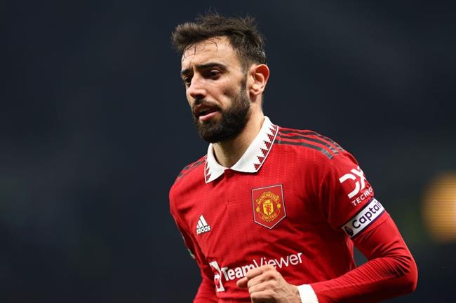 Bruno Fernandes từ chối lời mời của Saudi Arabia để ở lại MU 1