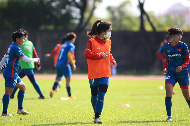 Thanh Nhã: ĐT nữ Việt Nam sốc vì thời tiết tại Campuchia