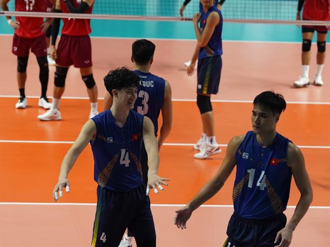 Nam thần Quản Trọng Nghĩa bất lực ở trận thua của ĐT bóng chuyền Việt Nam 7