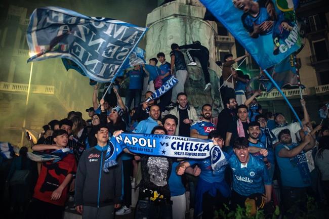 Napoli chính thức đăng quang Serie A lần đầu tiên sau kỷ nguyên Maradona 2