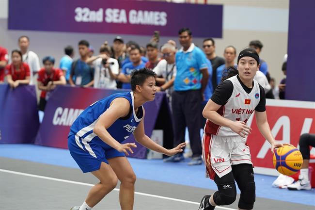 Vỡ òa cảm xúc ở lần đầu Việt Nam giành vàng bóng rổ SEA Games 4