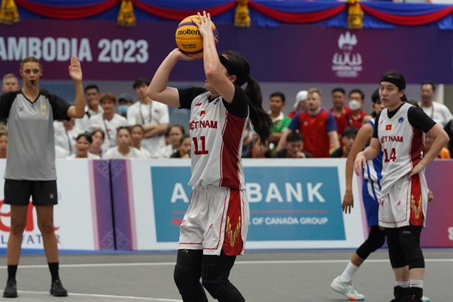 Vỡ òa cảm xúc ở lần đầu Việt Nam giành vàng bóng rổ SEA Games 7