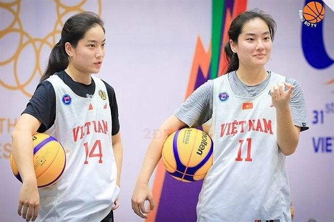 Lời dặn thiêng liêng của bố dành cho cặp song sinh Việt kiều
