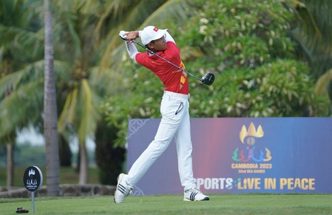 Le Khanh Hung gianh tam HCV lich su cho Golf Viet Nam