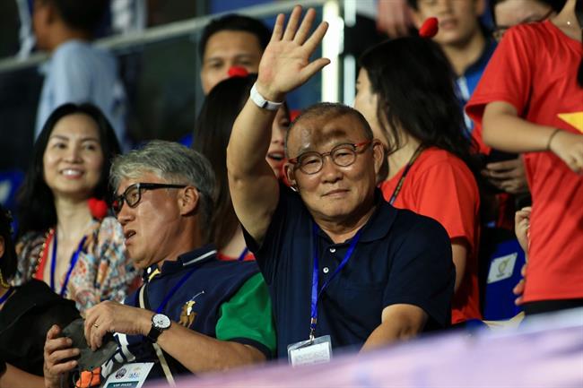 HLV Park Hang Seo động viên ĐT nữ Việt Nam trước thềm World Cup 2023