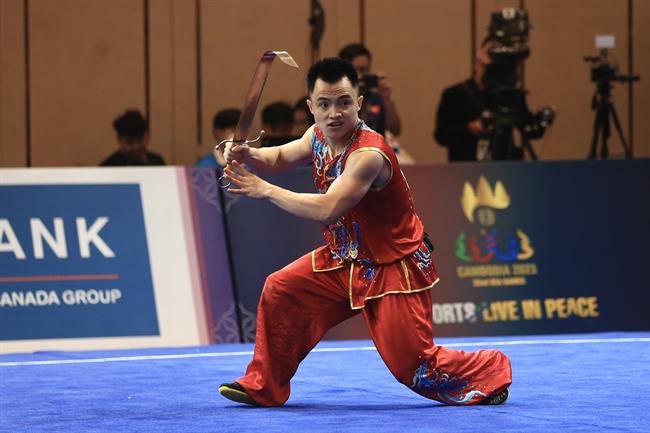 Video Nông Văn Hữu giành HCV sau bài biểu diễn nam đao SEA Games 32 2 Video Nông Văn Hữu giành HCV sau bài biểu diễn nam đao SEA Games 32 2