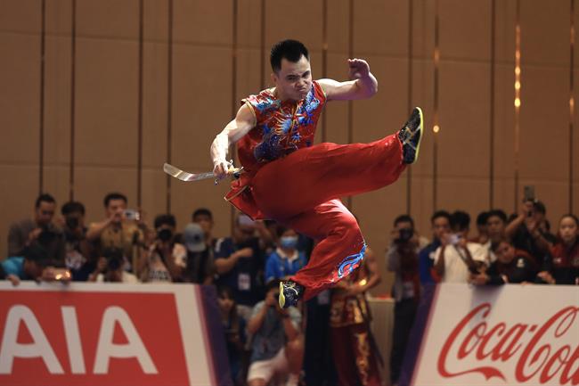 Video Nông Văn Hữu giành HCV sau bài biểu diễn nam đao SEA Games 32 3 Video Nông Văn Hữu giành HCV sau bài biểu diễn nam đao SEA Games 32 3