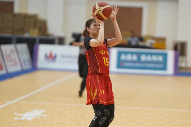 Dàn ngoại binh Campuchia thua ngược ĐT bóng rổ nữ Việt Nam 8