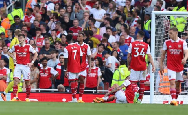 Arsenal thua Brighton 0-3 trên sân nhà Arsenal thua Brighton 0-3 tren san nha