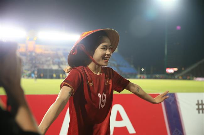“Cơn lốc đường biên” Thanh Nhã gây sốt với loạt ảnh đời thường cực cháy 1