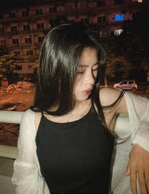 “Cơn lốc đường biên” Thanh Nhã gây sốt với loạt ảnh đời thường cực cháy 2