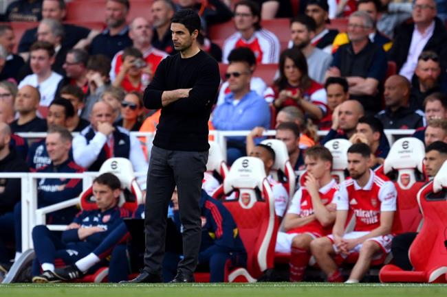 Dâng chức vô địch cho Man City, thầy trò Mikel Arteta phản ứng thế nào?