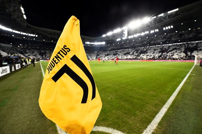 Lại bị trừ 10 điểm, Juventus lao đao trong cuộc đua Top 6