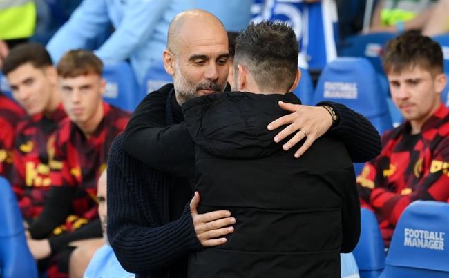 Pep Guardiola khen HLV Roberto De Zerbi đẹp trai 1