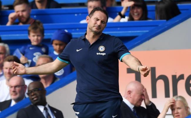 Frank Lampard đã phải tiếp quản một mớ hỗn độn tại Chelsea 1