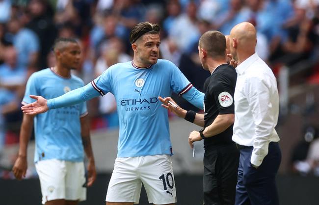 Jack Grealish không tin rằng mình để bóng chạm tay