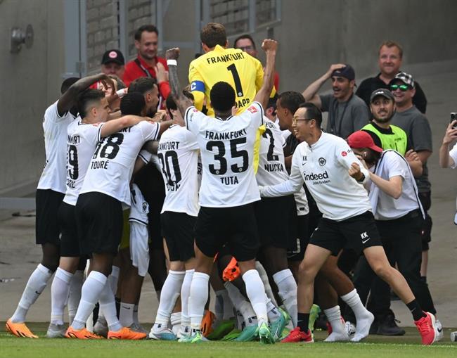 Nhận định RB Leipzig vs Frankfurt (01h00 ngày 46) Bảo vệ ngai vương 2 Nhận định RB Leipzig vs Frankfurt (01h00 ngày 46) Bảo vệ ngai vương 2