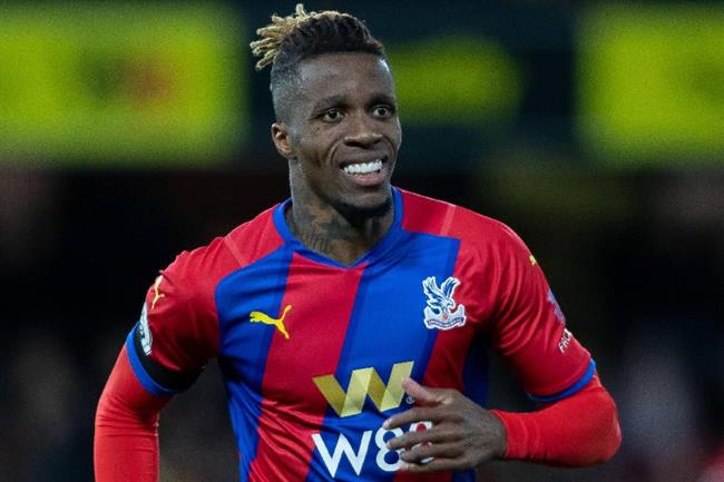 Chelsea và Arsenal đại chiến giành Wilfried Zaha