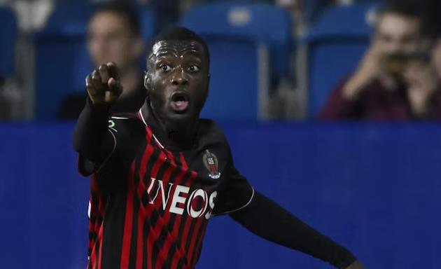 Nicolas Pepe tro lai Arsenal 