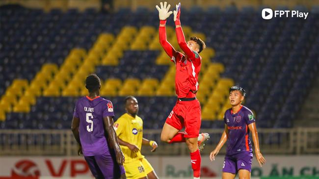 Lý do HLV Troussier gọi 11 tân binh ‘lên tuyển’ trước trận giao hữu trên trận Lạch Tray 2